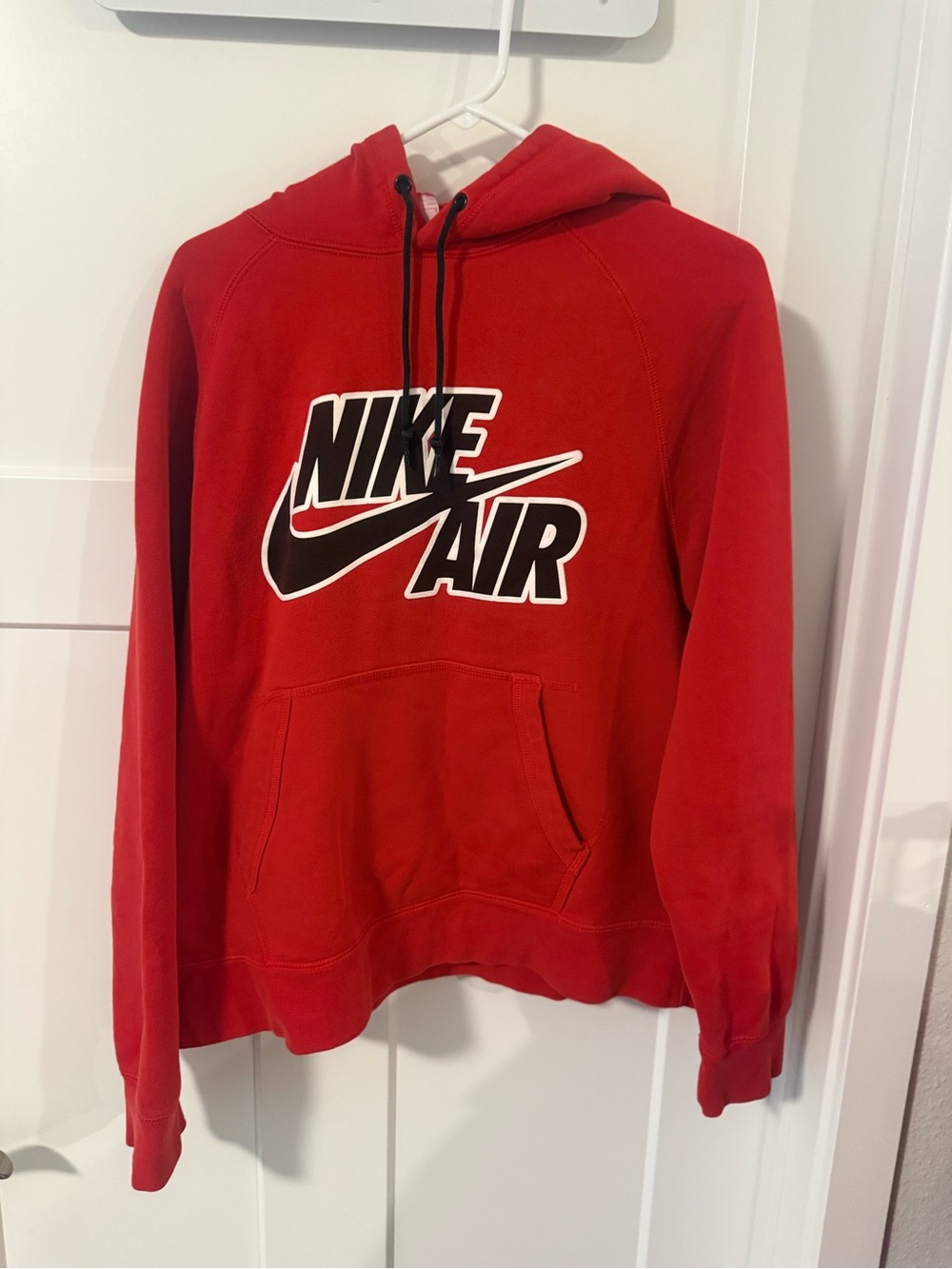 Nike Air Men's Red Pullover Hoodie with red label size large like new